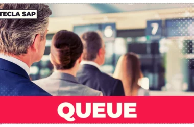 QUEUE? Qual é o significado e a tradução da palavra?